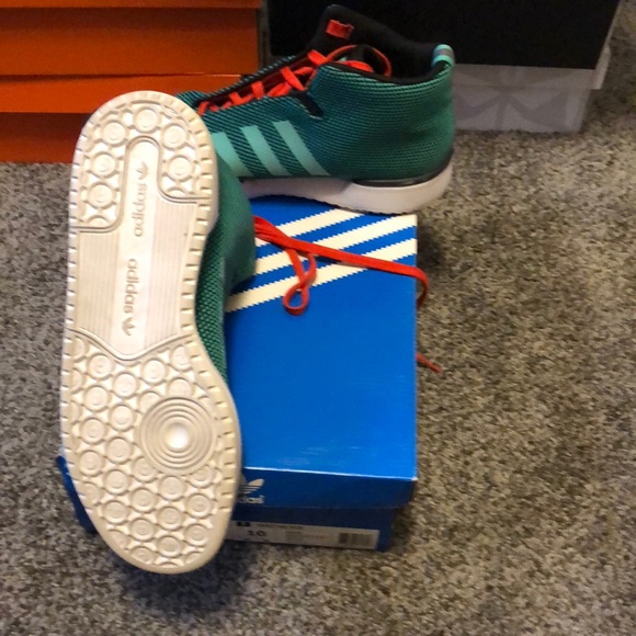 Adidas veritas mid authentic - Picture 3 of 4